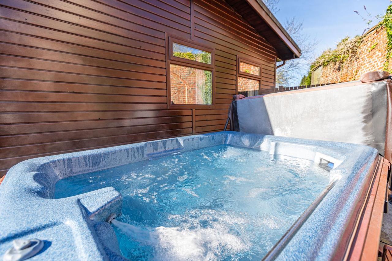 Bluebell Lodge 7 With Hot Tub Newton Stewart Εξωτερικό φωτογραφία