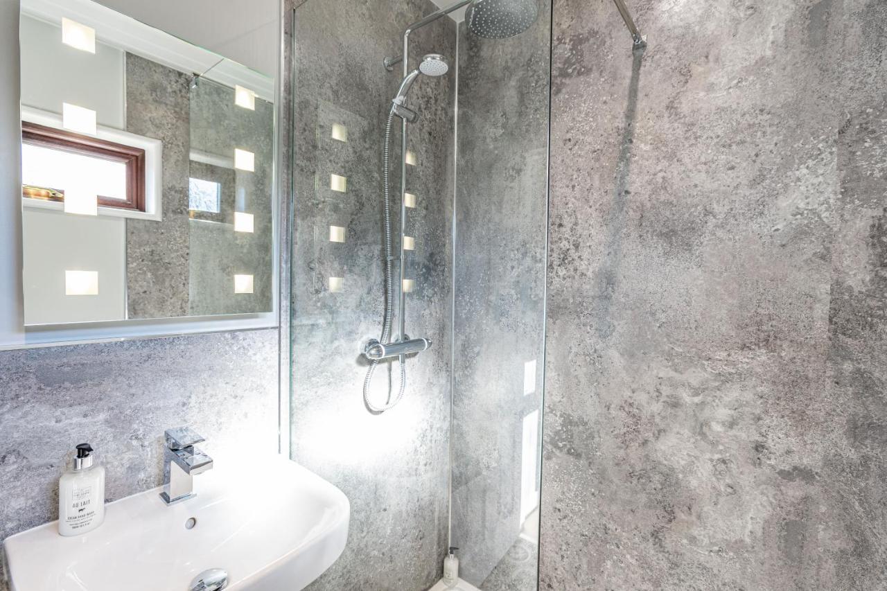 Bluebell Lodge 7 With Hot Tub Newton Stewart Εξωτερικό φωτογραφία
